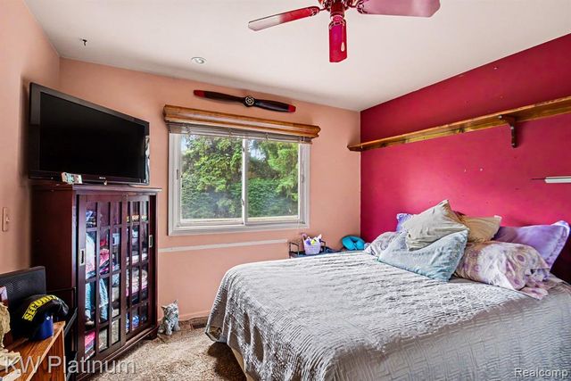 15640 Orchard Ridge Drive, Clinton Township, MI 48038