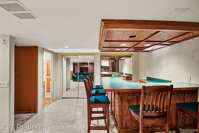 15640 Orchard Ridge Drive, Clinton Township, MI 48038