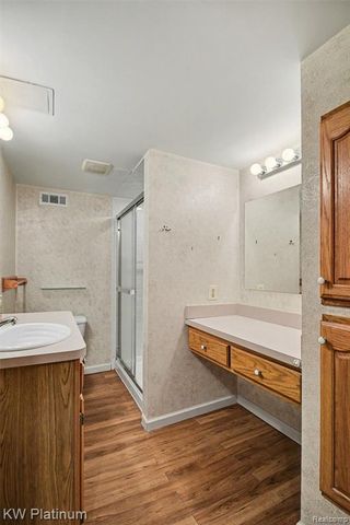 15640 Orchard Ridge Drive, Clinton Township, MI 48038