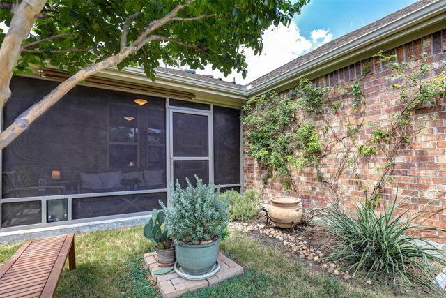 14724 Rocky Face Lane, Fort Worth, TX 76052