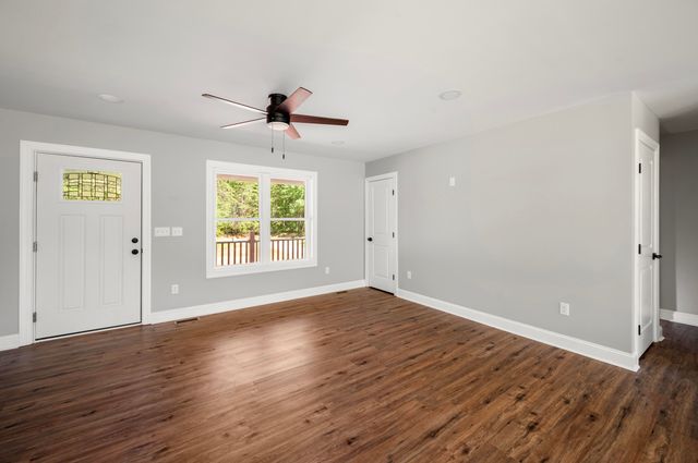 15885 Wyatts WAY, Huddleston, VA 24104