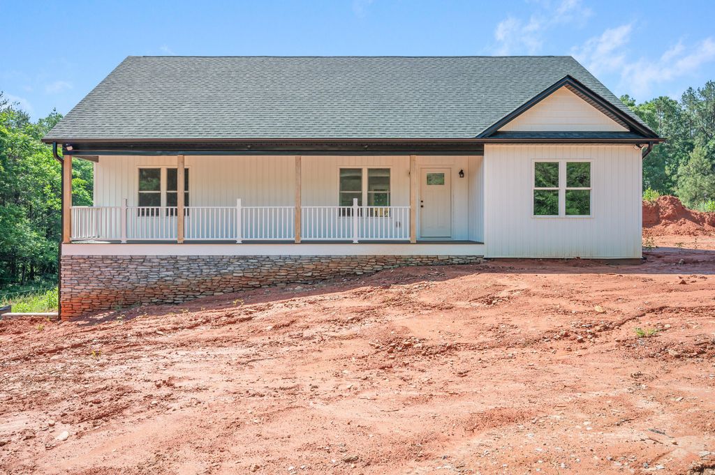 15885 Wyatts WAY, Huddleston, VA 24104