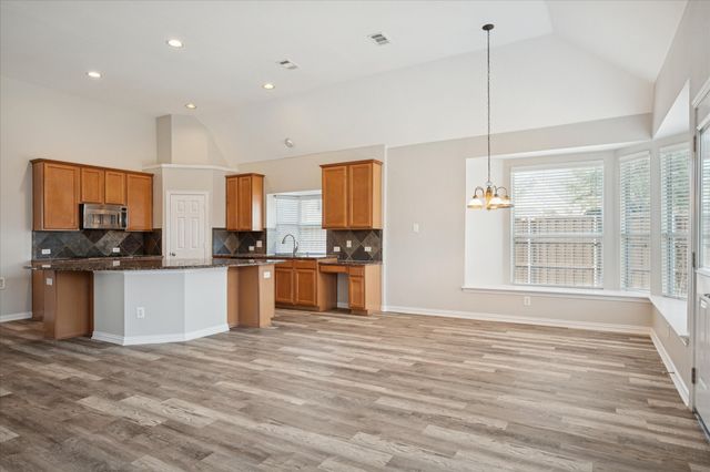 13514 Valencia Drive, Frisco, TX 75035