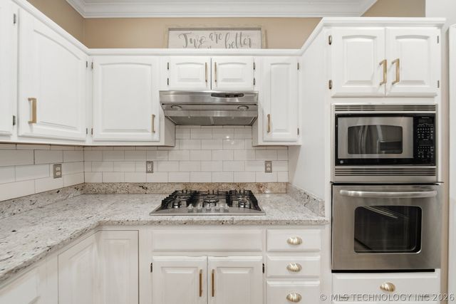 204 N Sweet Gum Avenue, Broken Arrow, OK 74012