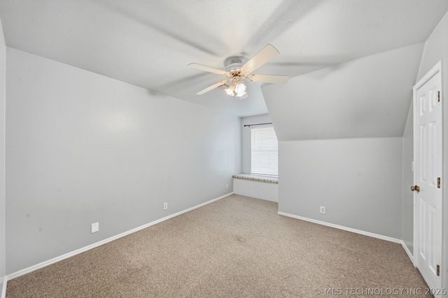 204 N Sweet Gum Avenue, Broken Arrow, OK 74012