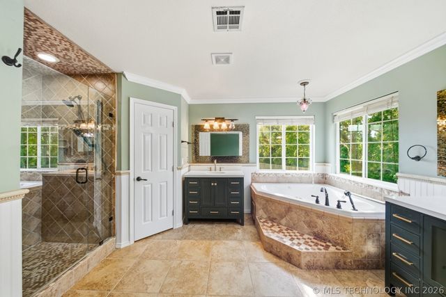 204 N Sweet Gum Avenue, Broken Arrow, OK 74012