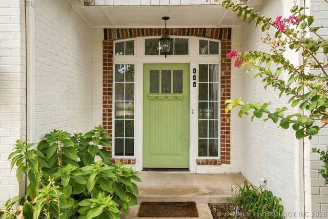 204 N Sweet Gum Avenue, Broken Arrow, OK 74012