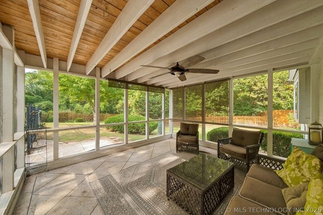 204 N Sweet Gum Avenue, Broken Arrow, OK 74012