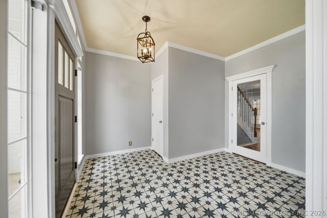 204 N Sweet Gum Avenue, Broken Arrow, OK 74012