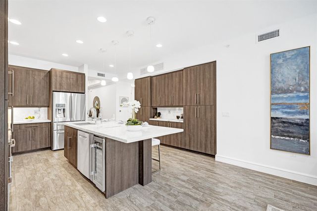 4511 El Mar Dr 203, Lauderdale By The Sea, FL 33308