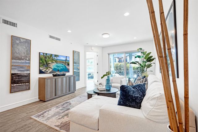 4511 El Mar Dr 203, Lauderdale By The Sea, FL 33308