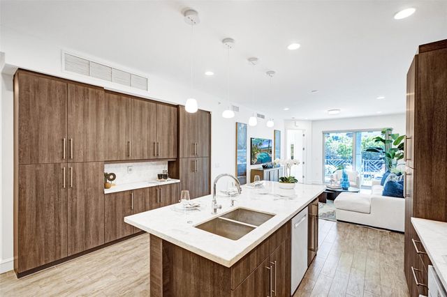 4511 El Mar Dr 203, Lauderdale By The Sea, FL 33308