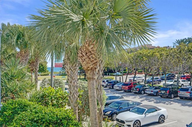 4511 El Mar Dr 203, Lauderdale By The Sea, FL 33308