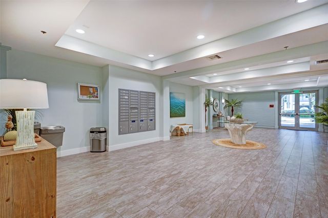 4511 El Mar Dr 203, Lauderdale By The Sea, FL 33308