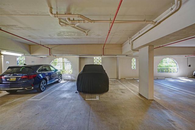 4511 El Mar Dr 203, Lauderdale By The Sea, FL 33308