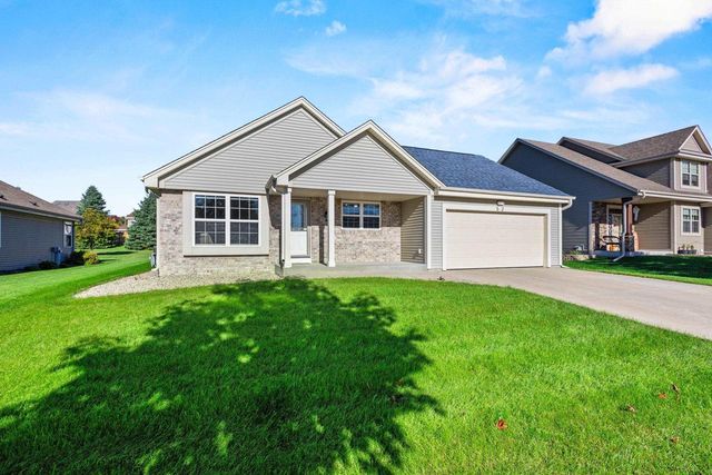 52 RUSHMORE LANE, Hartford, WI 53027
