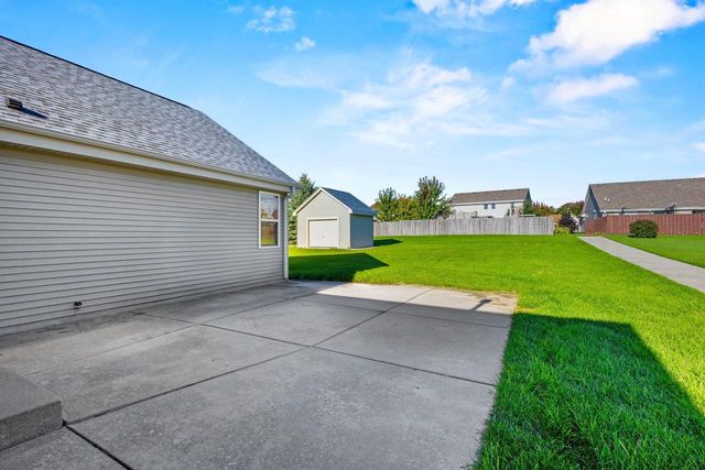 52 RUSHMORE LANE, Hartford, WI 53027