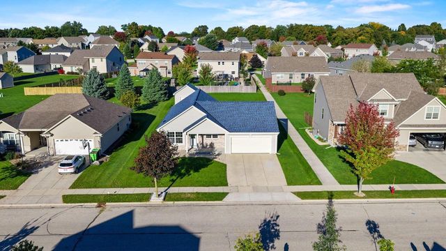 52 RUSHMORE LANE, Hartford, WI 53027
