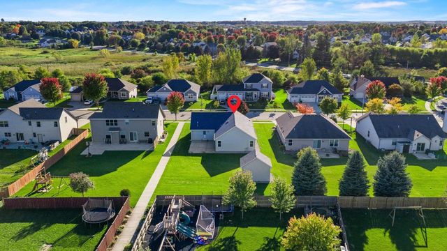 52 RUSHMORE LANE, Hartford, WI 53027