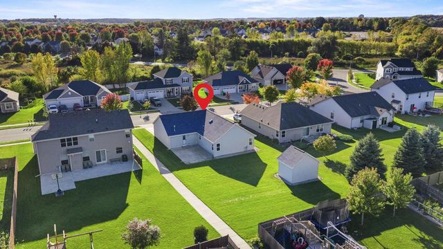 52 RUSHMORE LANE, Hartford, WI 53027
