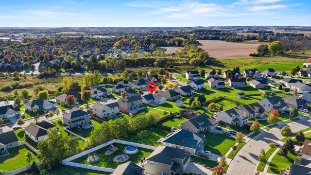 52 RUSHMORE LANE, Hartford, WI 53027