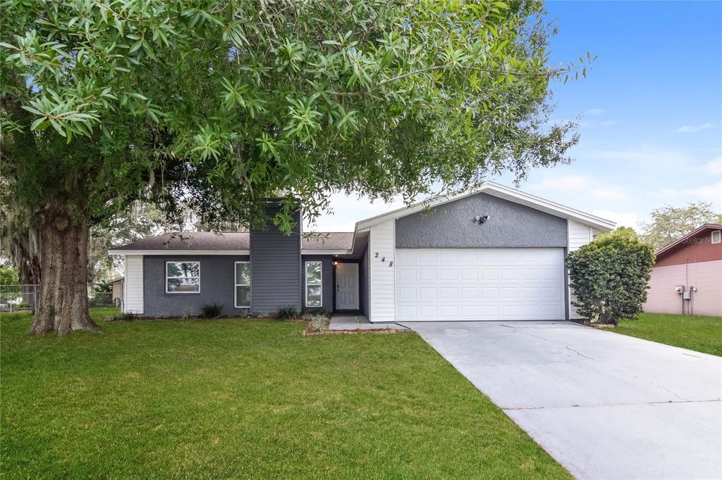 248 LAKE THOMAS DRIVE, Winter Haven, FL 33880