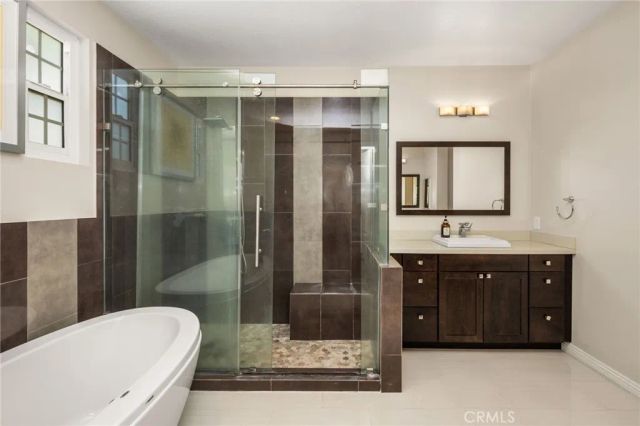 7262 E Skyline, Orange, CA 92867