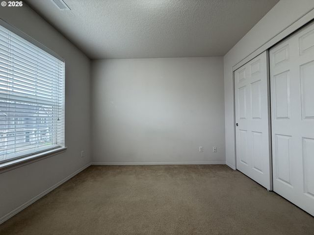 20781 Sw SKIVER St, Beaverton, OR 97078