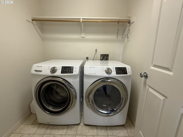 20781 Sw SKIVER St, Beaverton, OR 97078