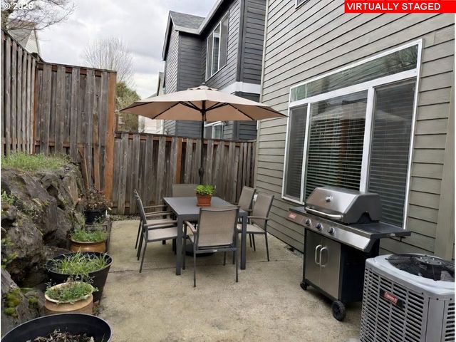 20781 Sw SKIVER St, Beaverton, OR 97078