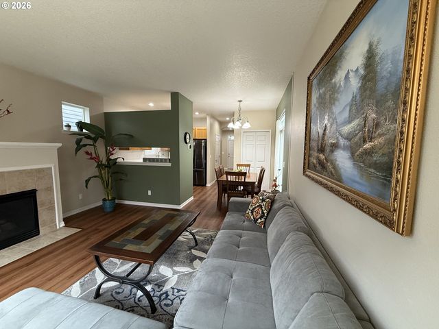 20781 Sw SKIVER St, Beaverton, OR 97078