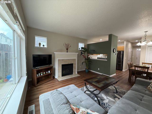 20781 Sw SKIVER St, Beaverton, OR 97078