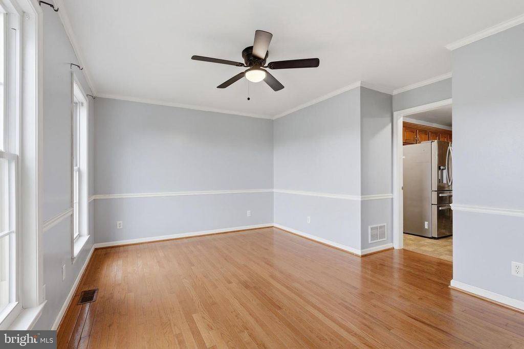 Image 10 of property listing at 11339 GIFT RD, Clear Spring, MD 21722