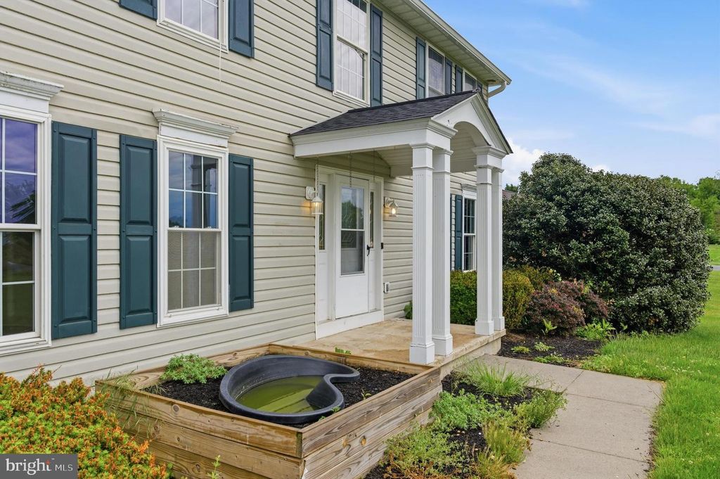 Image 14 of property listing at 11339 GIFT RD, Clear Spring, MD 21722
