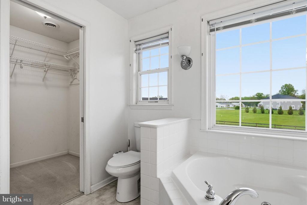 Image 24 of property listing at 11339 GIFT RD, Clear Spring, MD 21722