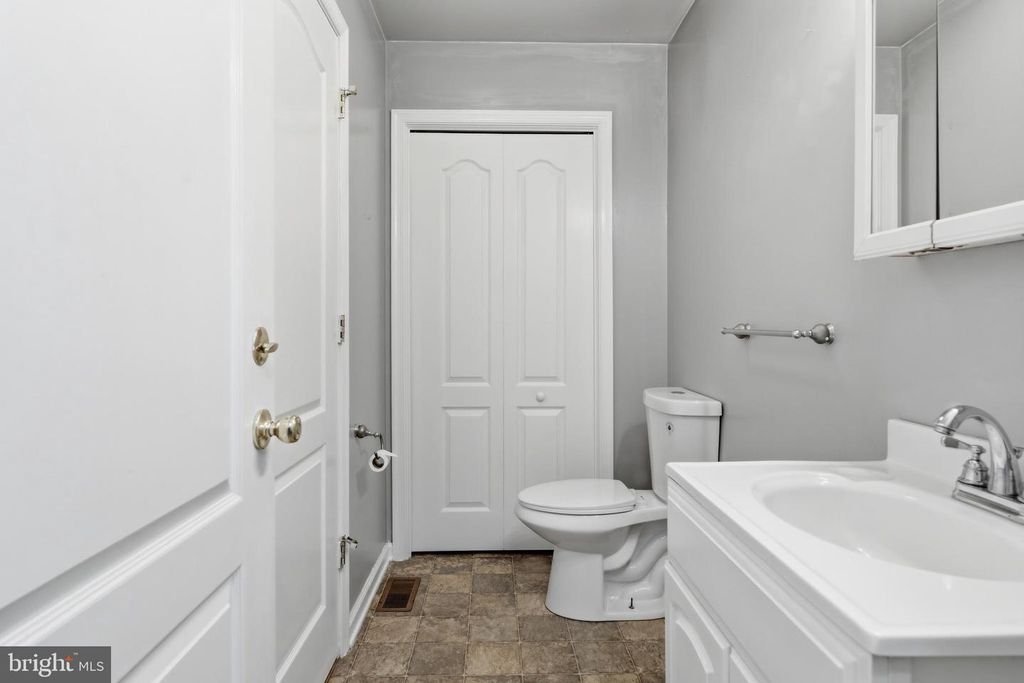 Image 45 of property listing at 11339 GIFT RD, Clear Spring, MD 21722