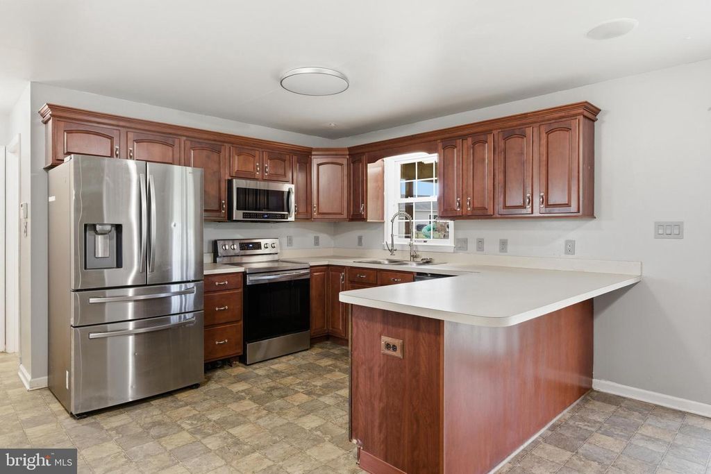 Image 54 of property listing at 11339 GIFT RD, Clear Spring, MD 21722
