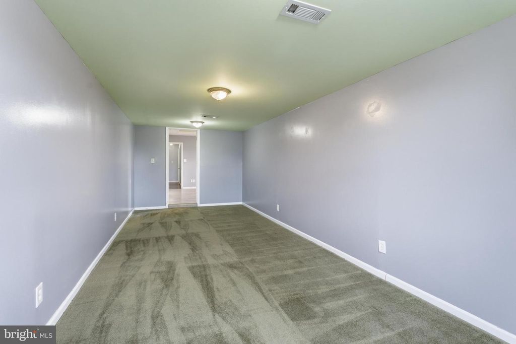 Image 56 of property listing at 11339 GIFT RD, Clear Spring, MD 21722