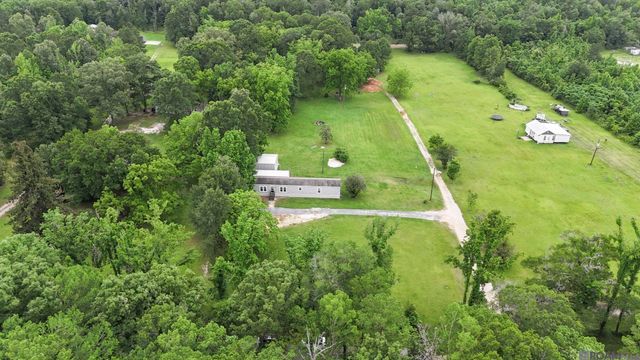 1907 Nesom Rd, Denham Springs, LA 70706