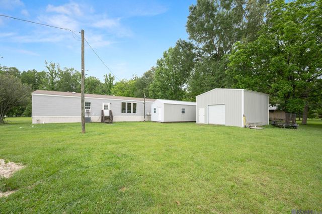 1907 Nesom Rd, Denham Springs, LA 70706