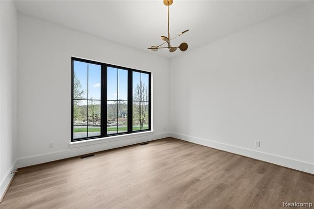 4369 The Heights Boulevard, Oakland, MI 48306
