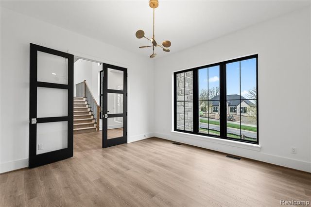 4369 The Heights Boulevard, Oakland, MI 48306