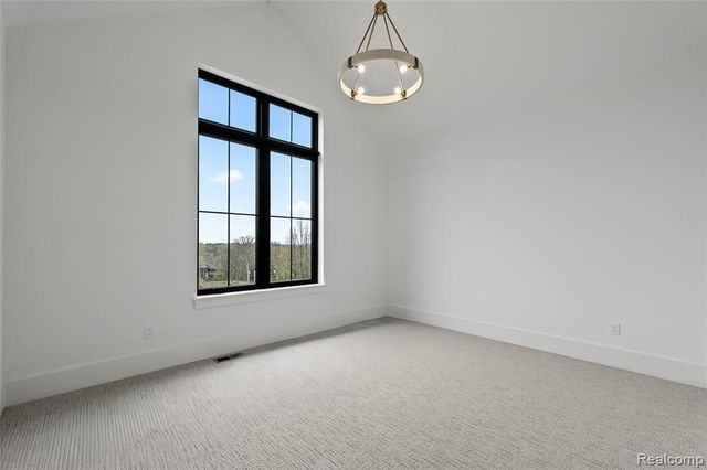 4369 The Heights Boulevard, Oakland, MI 48306