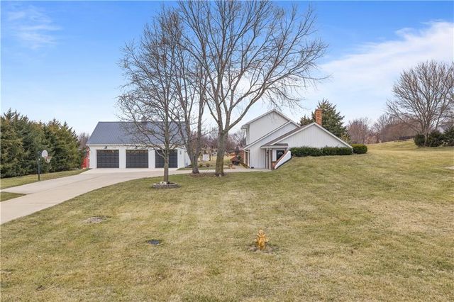 720 Sandpiper Street, Raymore, MO 64083