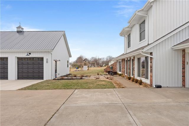 720 Sandpiper Street, Raymore, MO 64083