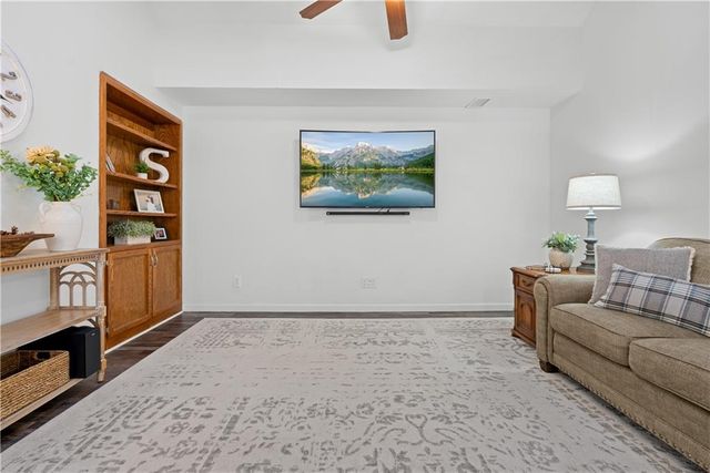 720 Sandpiper Street, Raymore, MO 64083