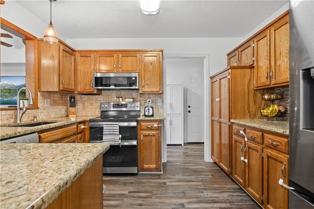 720 Sandpiper Street, Raymore, MO 64083