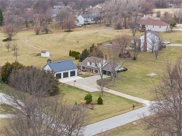 720 Sandpiper Street, Raymore, MO 64083