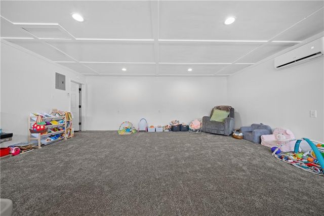 720 Sandpiper Street, Raymore, MO 64083