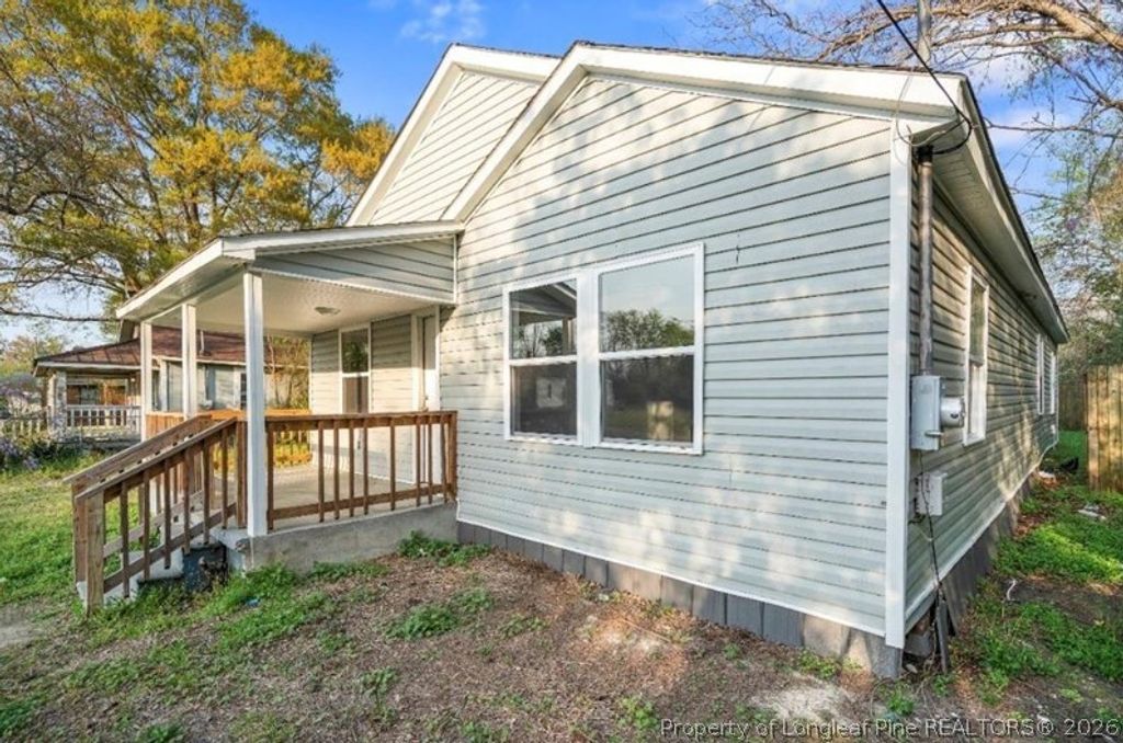 313, 315 S Racepath Street, Fayetteville, NC 28301 — photo 4
